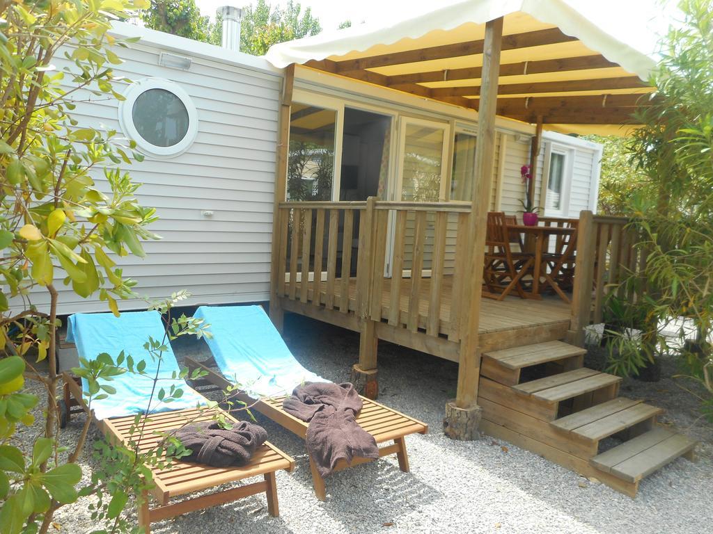 Vic'S Land Holidays Grimaud Cameră foto