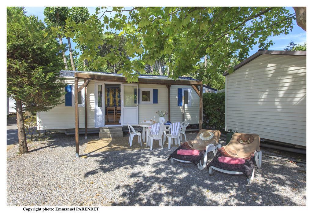 Vic'S Land Holidays Grimaud Exterior foto
